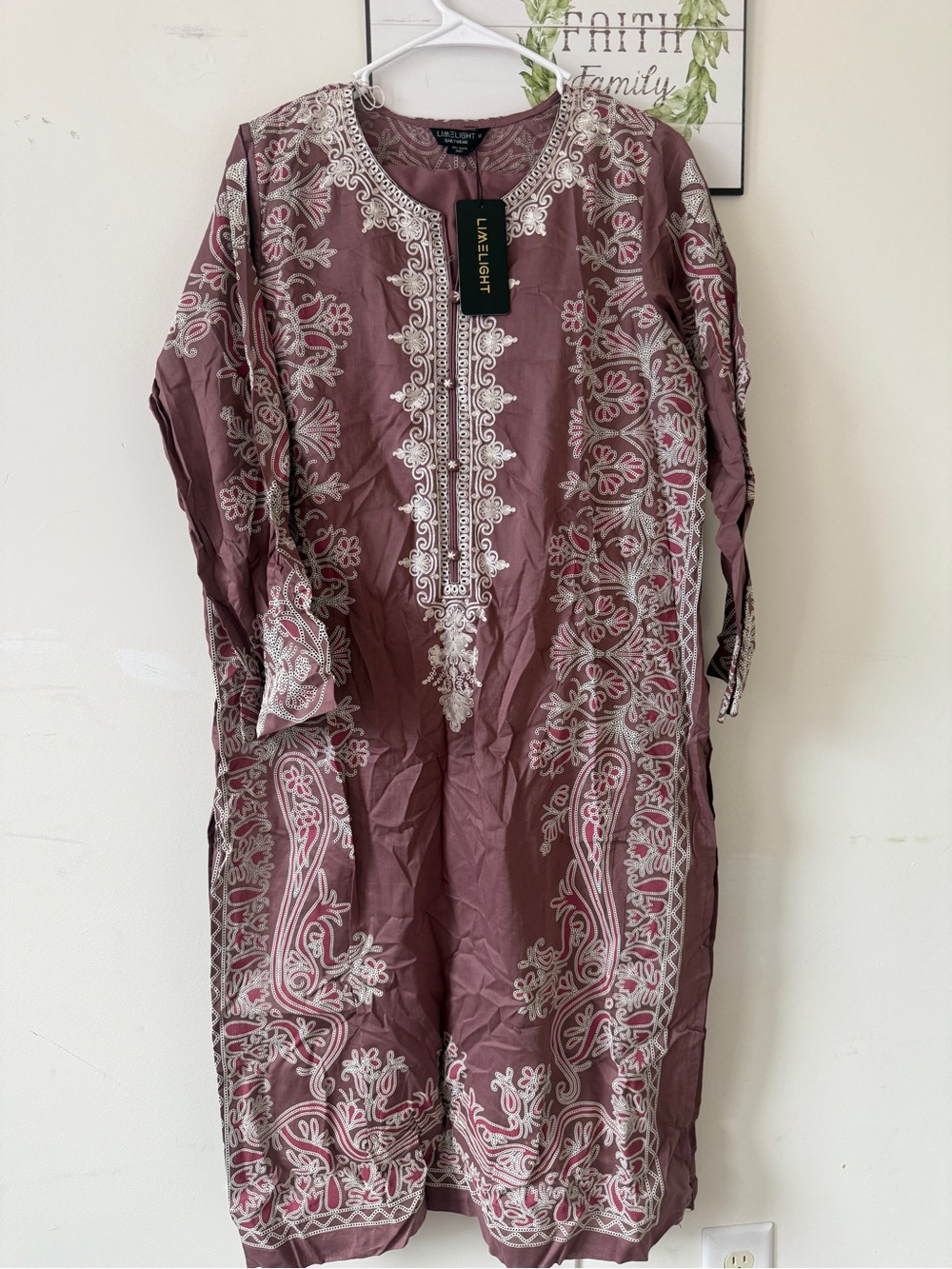 Limelight Mauve Embroidered Kurta with White & Pink Accents